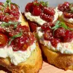 mini bruschette tomate basilic ricotta - featured image